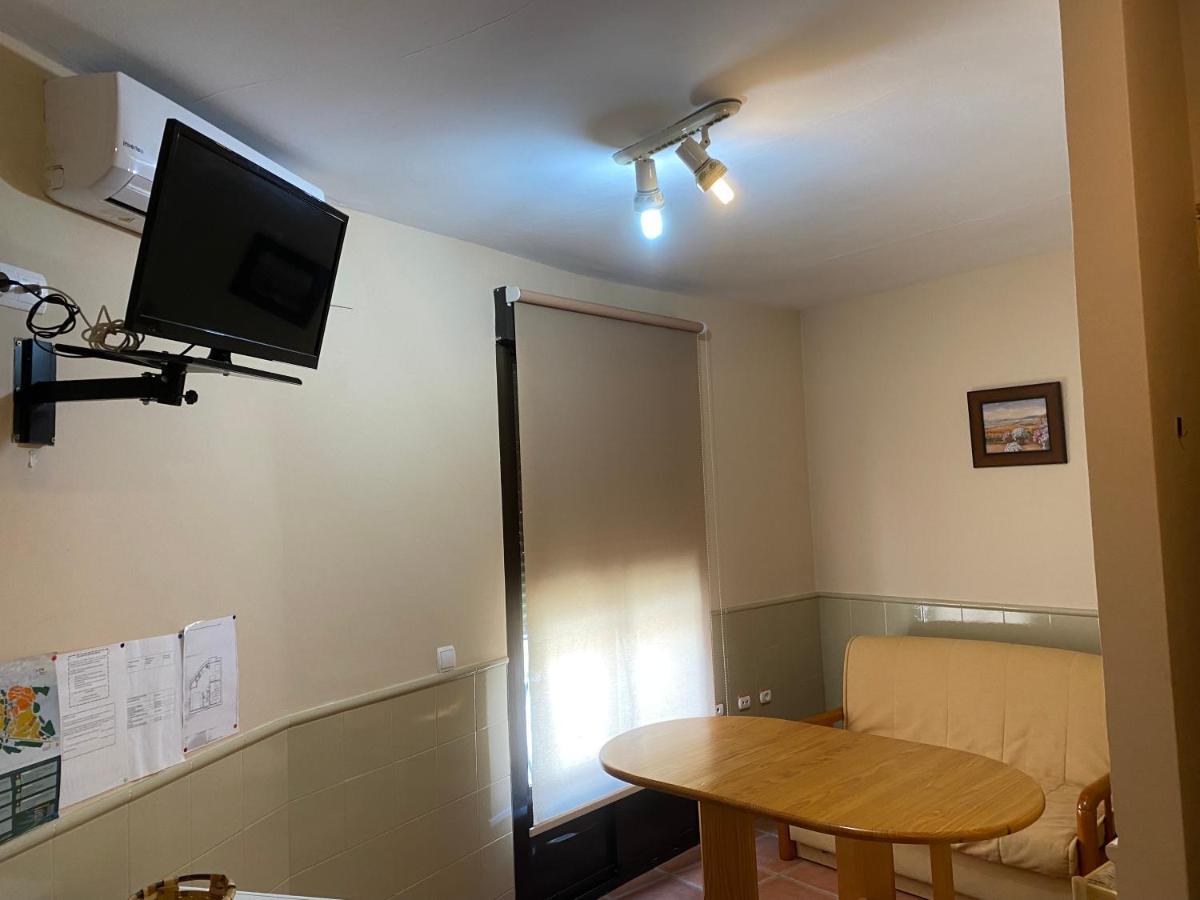 Apartamentos Rurales "La Fuentecilla" Banos De Montemayor Eksteriør bilde