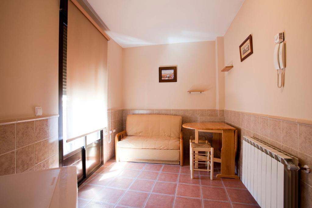 Apartamentos Rurales "La Fuentecilla" Banos De Montemayor Rom bilde